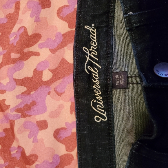NWOT Universal Thread Denim Jeans - Picture 5 of 7